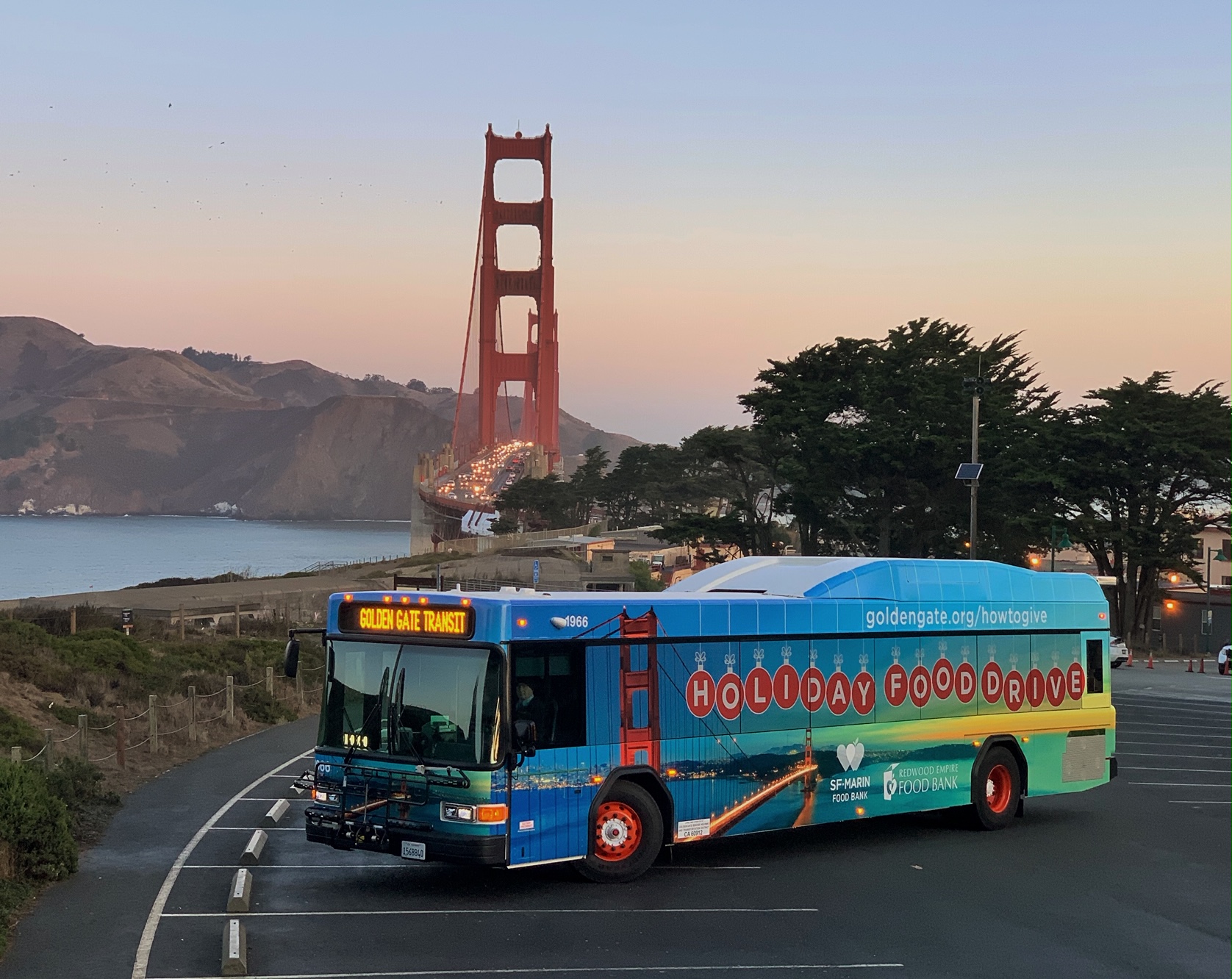 2019 Holiday Bus